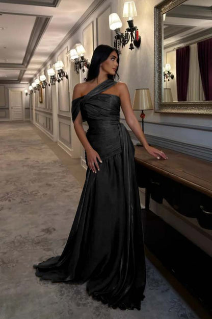 Sleeveless Square One Shoulder Prom Dress With Pleated