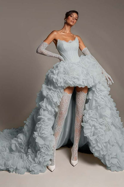 Sleeveless Strapless A Line Embroidery Pleated Prom Dress With Gloves