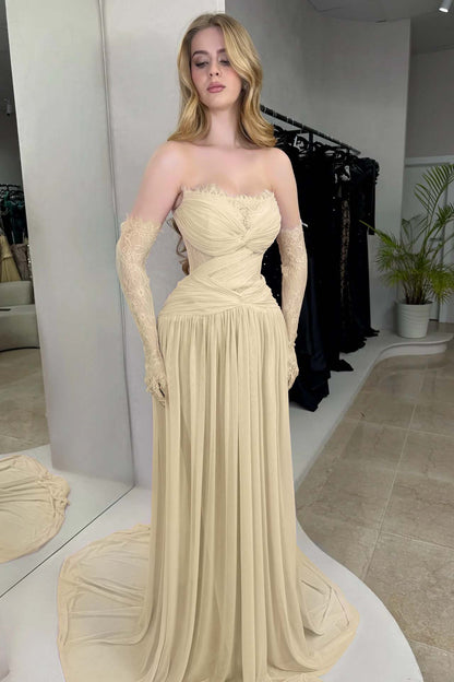 Lilac Strapless Fitted Evening Dress in Chiffon Pleated With Lace