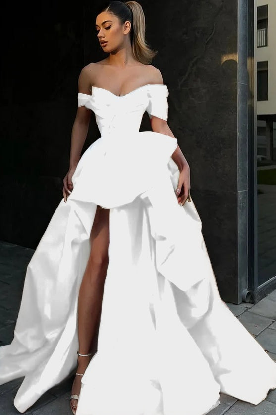Red Sleeveless Strapless Off-Shoulders V-Neck A-Line Prom Dress With Pleated