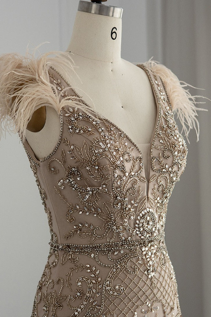 Luxury V Neck Mermaid Evening Dress Sheath With Feathers Appliques