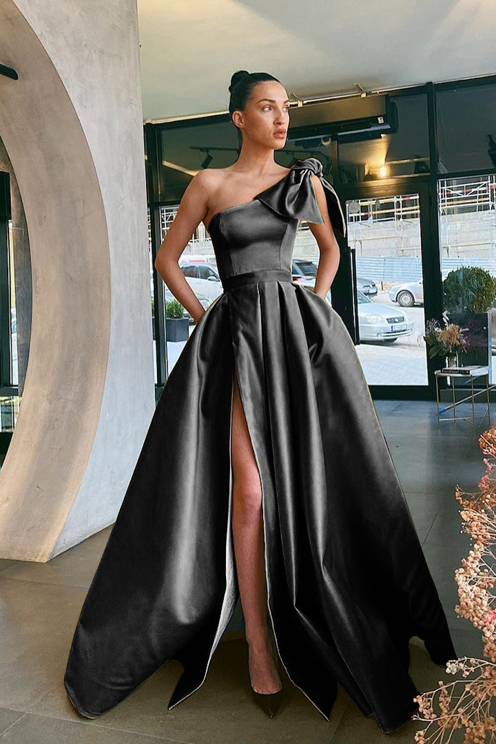 Gold Slit One-Shoulder Prom Dress With Pockets