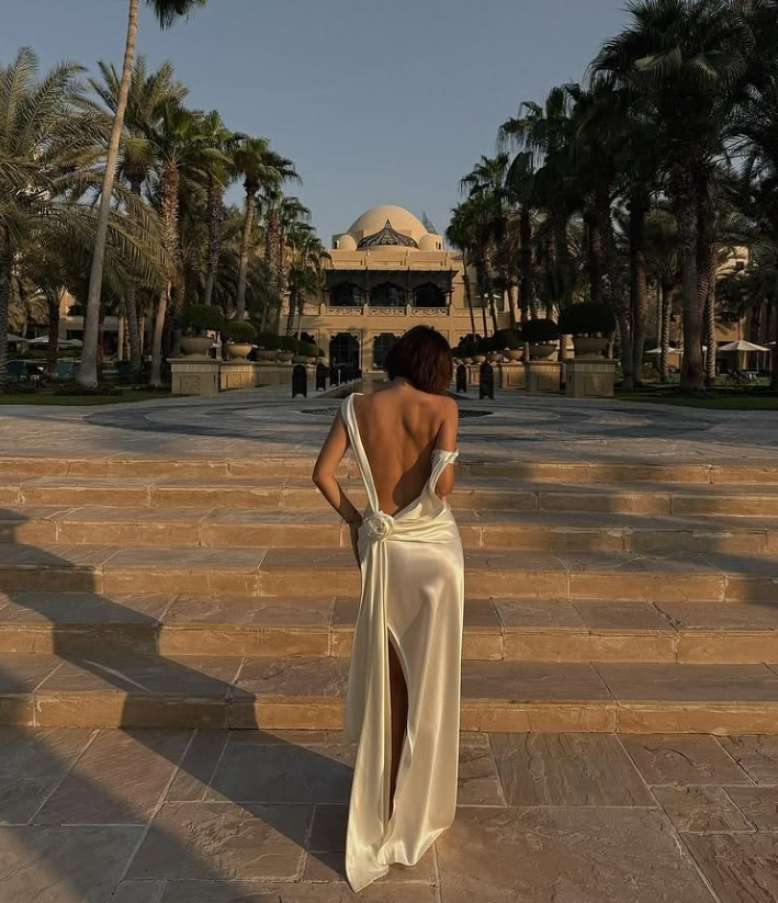Elegant Ivory Backless Sheath Satin Long Party Dress Light Wedding Dress, D500