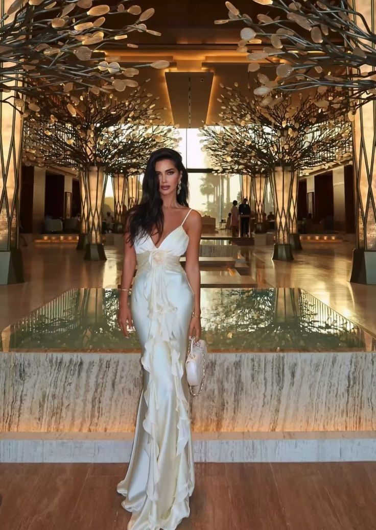 Elegant Ivory Spaghetti Straps Sheath Satin Long Party Dress Evening Gown, D518