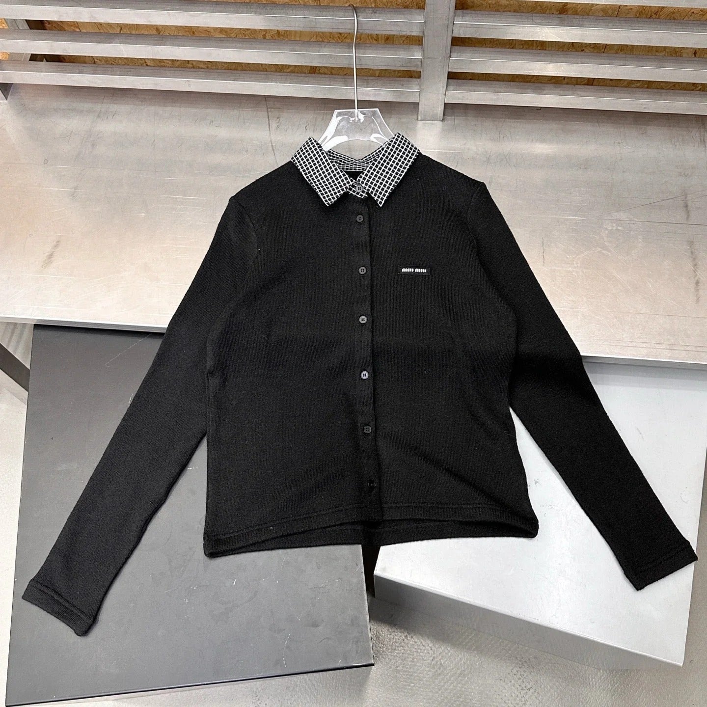 MIUMIU CARDIGAN STYLE 807