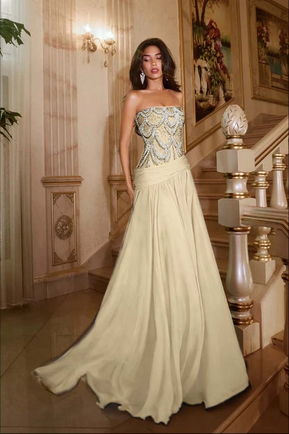 Exquisite DarkNavy Chiffon Sleeveless Strapless Evening Dress with Sequins