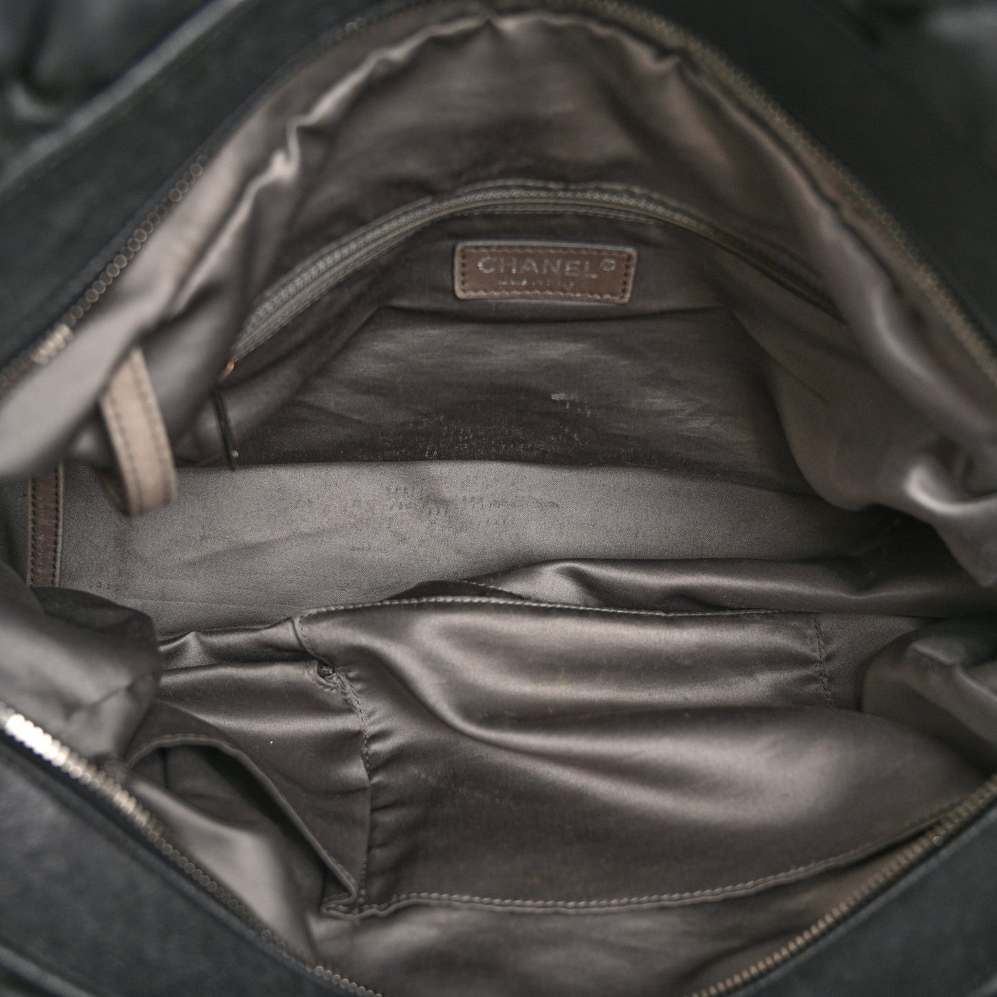 Calfskin Bubble Quilt Bowler Black