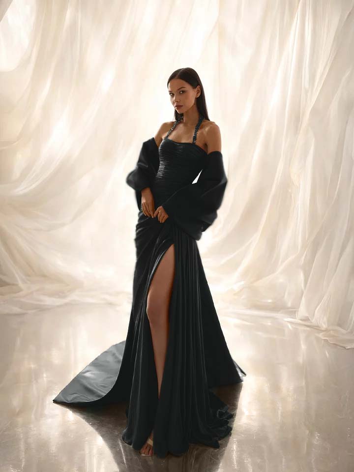 Charming Dark Green Halter Straps Pleated Split Evening Dress With Shawl