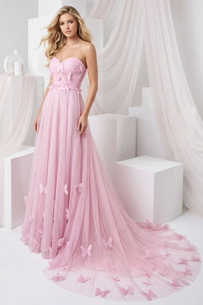 Chic Sleeveless Sweetheart Evening Dress With Handmade Butterfly