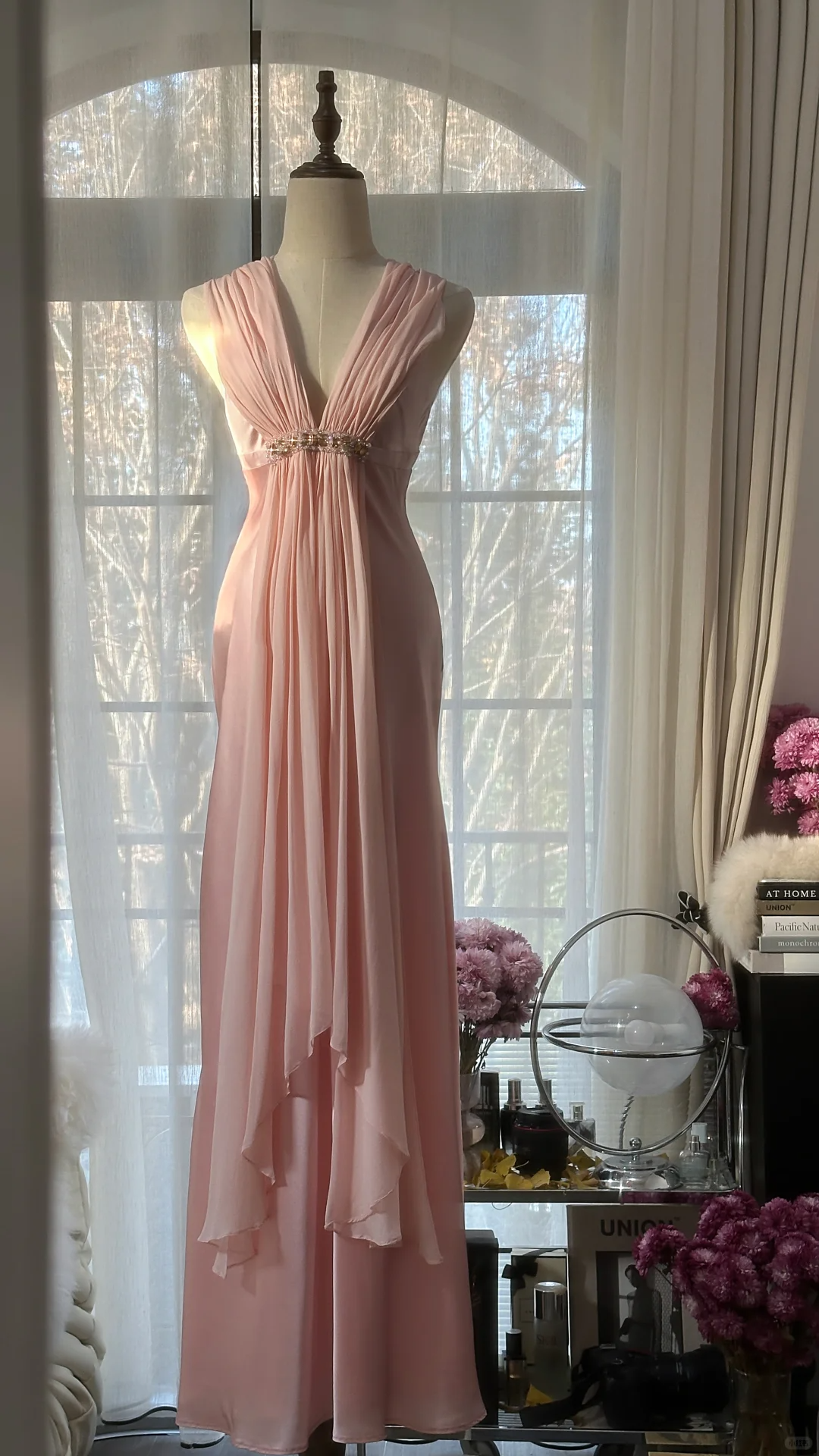 Elegant Pink V Neck Sheath Satin Vintage Long Party Dress Evening Gown, D730