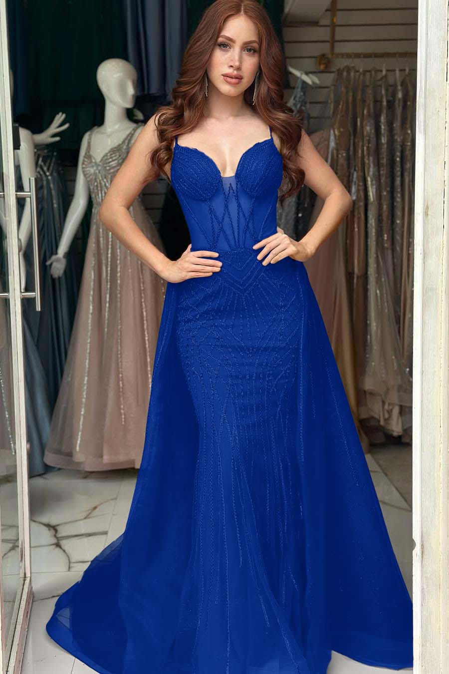 Elegant Red Sequins Spaghtti Strap Sleeveless Sweetheart Prom Dress with Detachable Train
