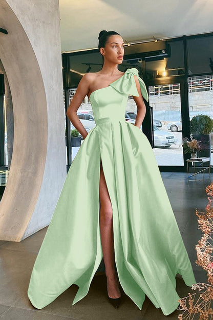 Gold Slit One-Shoulder Prom Dress With Pockets