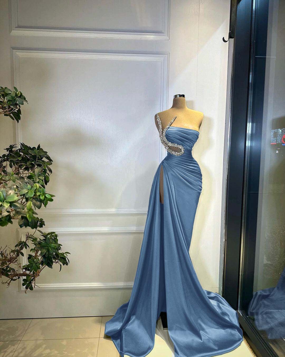 Green Strapless Pleated Long Beaded High Split Prom Dress