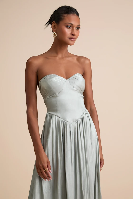 Sleeveless Strapless Sweetheart Prom Pleated Dress