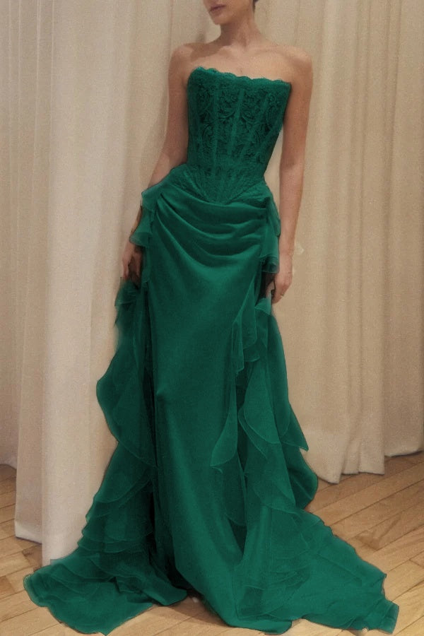 Elegant Ivory Strapless Evening Dress Sleeveless Lace with Train