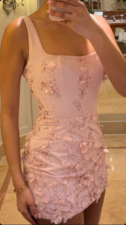 Cute Sheath Square Neck Pink Grad Dress Inspo Short Mini Formal 8th Grade Homecoming Dresses High School Hoco Court Dress Graduation Dress Cocktail Birthday Outfits DH1861