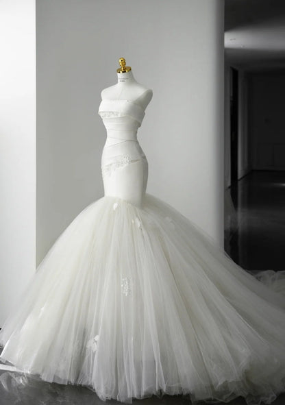 Elegant White Wedding Dress Tulle Strapless Mermaid Bridal Gowns Sleeveless Birdal Dress DP05101