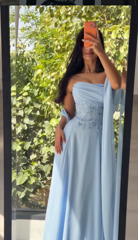 Charming Sky Blue Sleeveless Appliques Evening Dress With Scarf