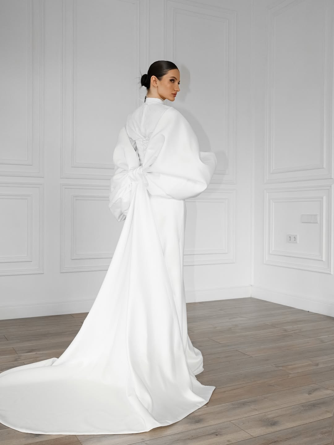 Elegant White Long Sleeves High Neck Mermaid Long Evening Dress