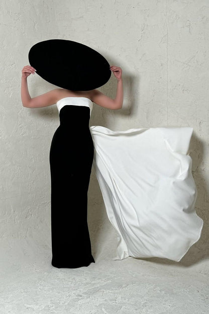 Glamorous Black and White Satin Sleeveless Strapless Prom Dress with Train