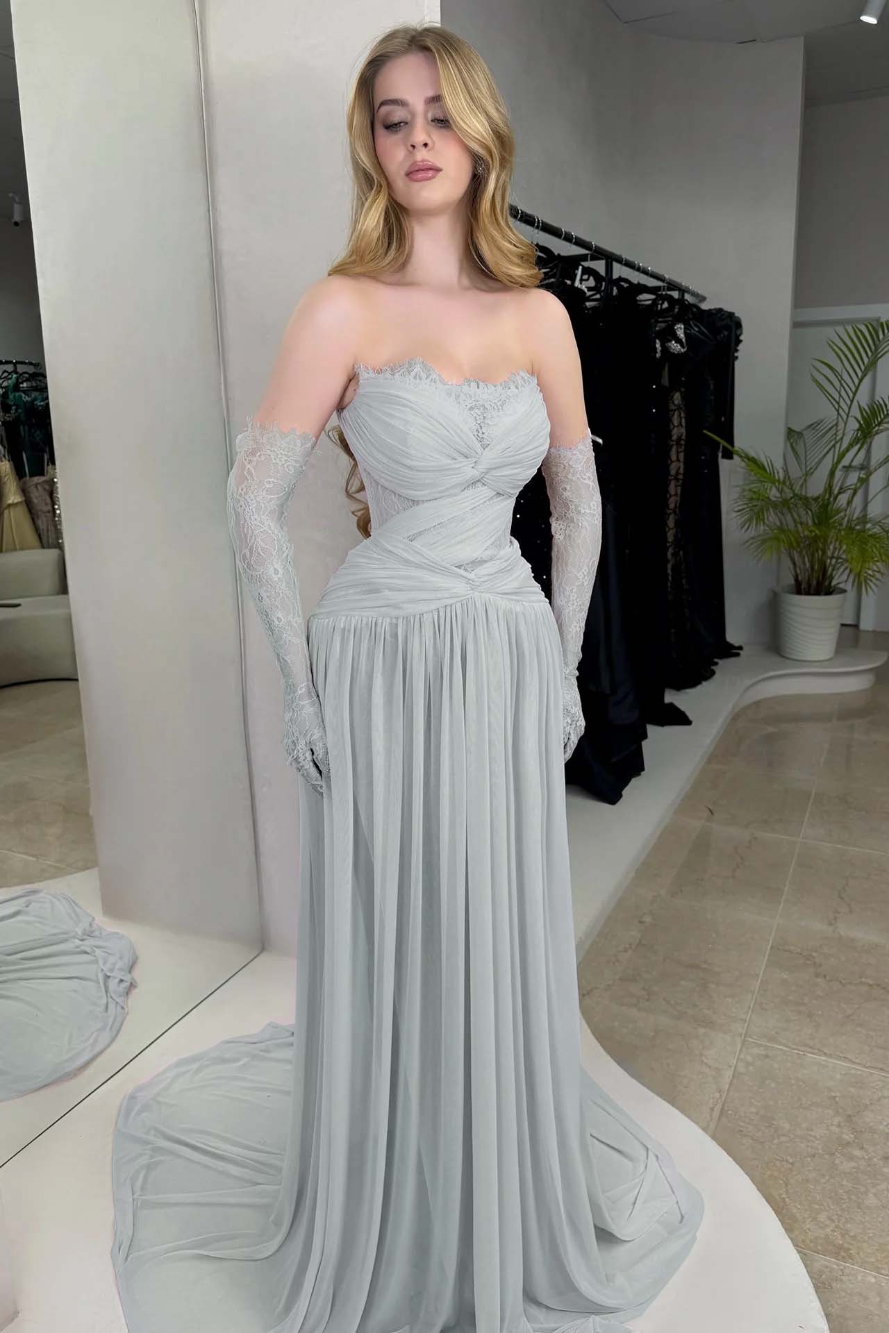 Lilac Strapless Fitted Evening Dress in Chiffon Pleated With Lace