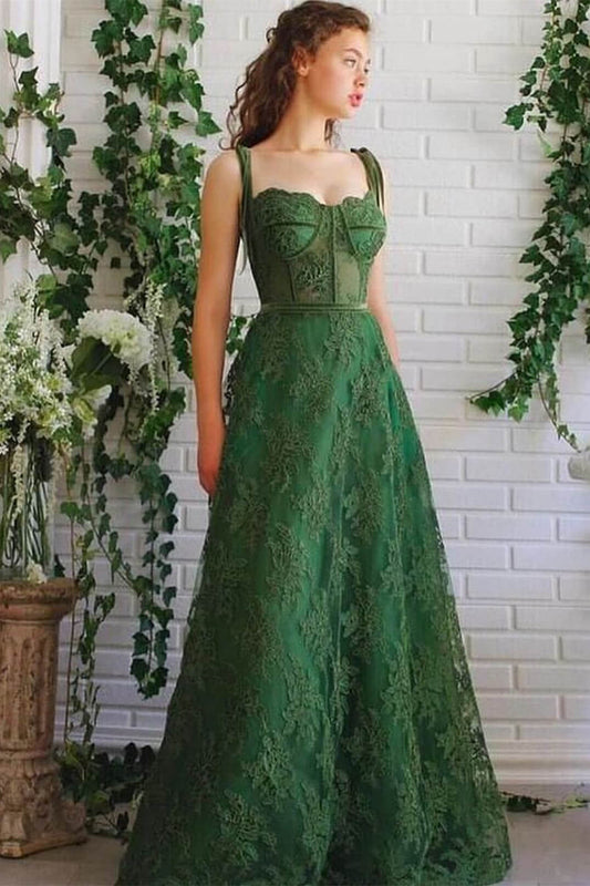 Emerald Green Spaghetti-Straps Evening Dress With Appliques A-Line Strapless