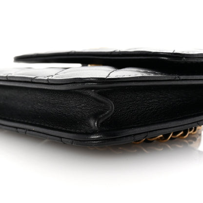 Lambskin Quilted Pearl Crush Clutch With Chain Black