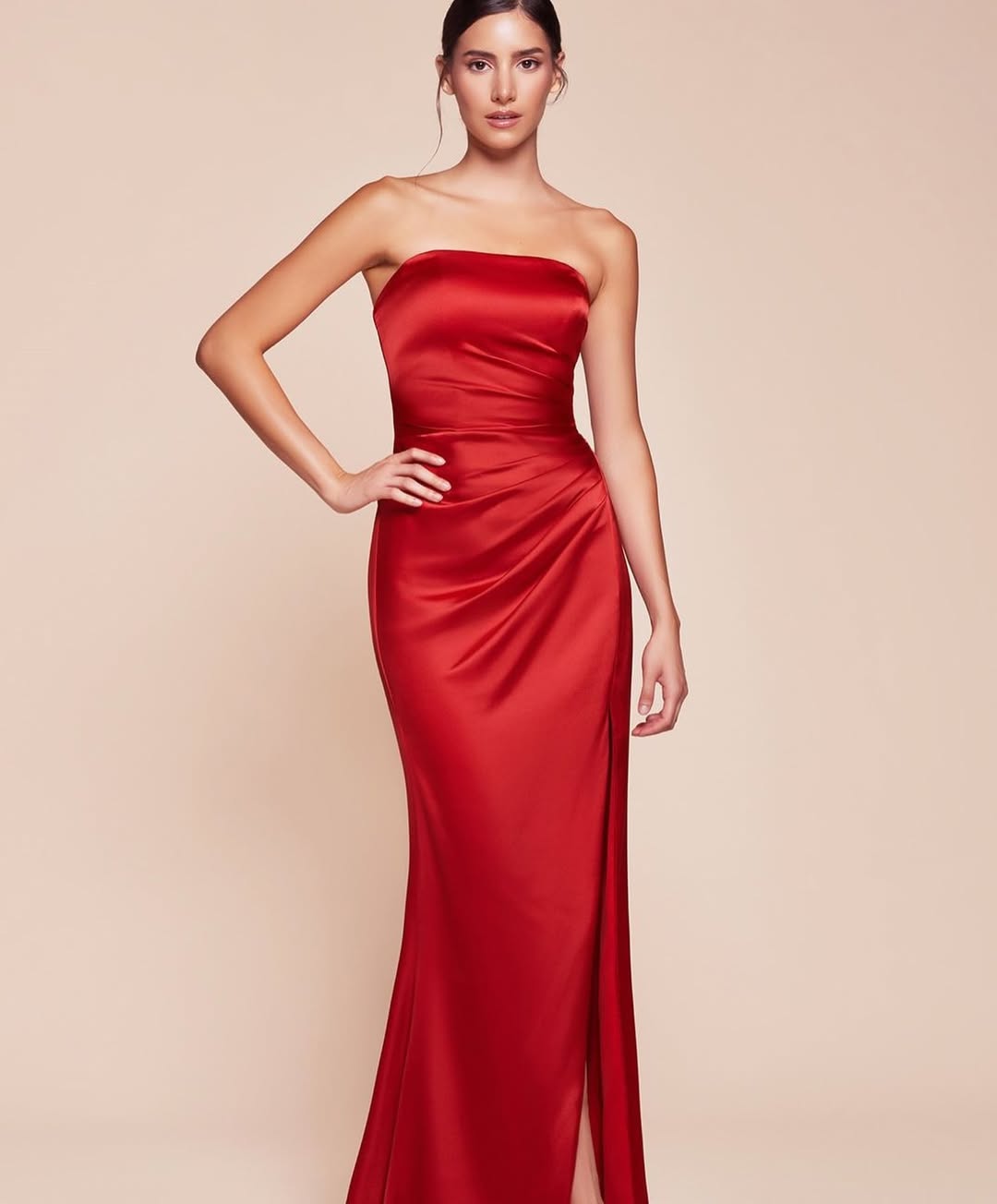 Simple Red Sleeveless Strapless Mermaid Pleated Prom Dress
