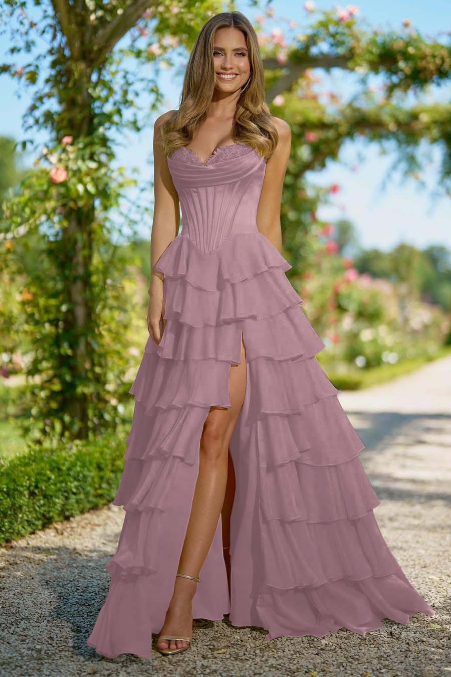 Elegant Daffodil Chiffon Strapless Sleeveless Applique Prom Dress with Ruffles