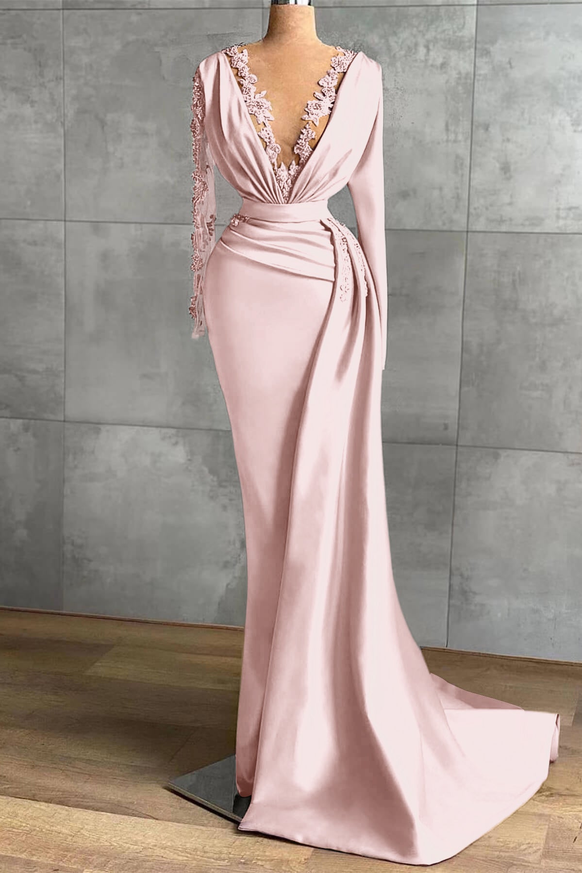 Lavender V Neck Ruffles Prom Dress Applique Mermaid With Long Sleeves