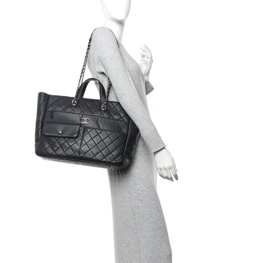 Calfskin Quilted Ultra Pocket Shopping Tote Black