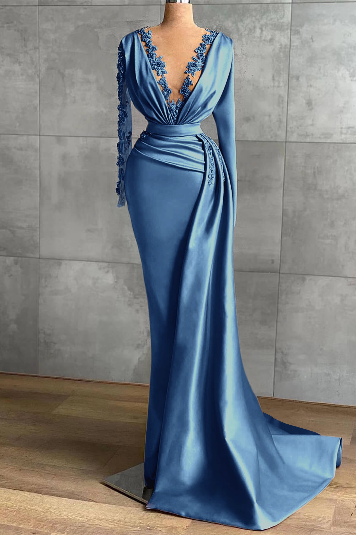 Lavender V Neck Ruffles Prom Dress Applique Mermaid With Long Sleeves