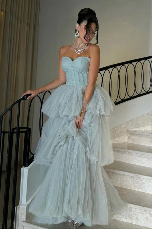 Sleeveless Sweetheart Strapless A Line Long Prom Dress With Tulle