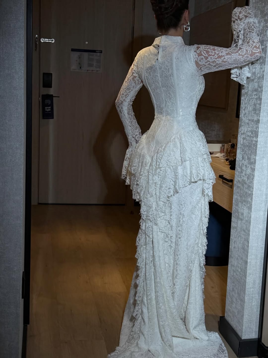 White Long Sleeves Square Ruffles Evening Dress With Lace