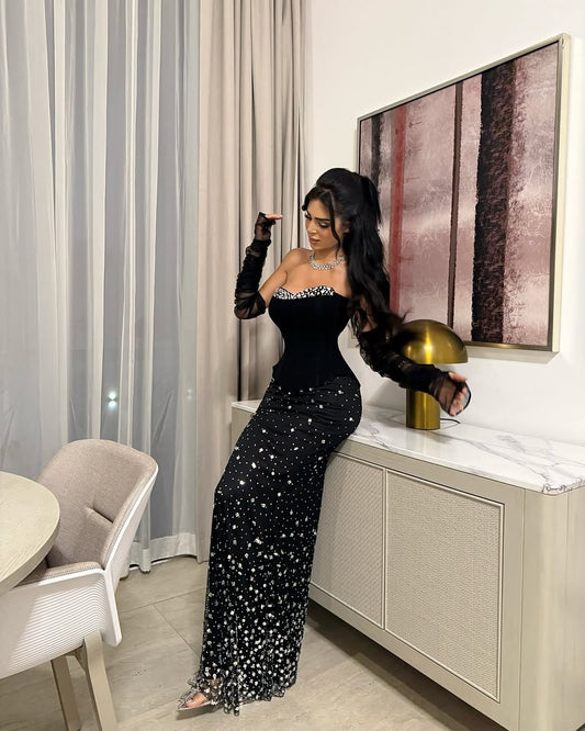 Luxurious Black Strapless Sleeveless Beads Prom Dress With Gloves