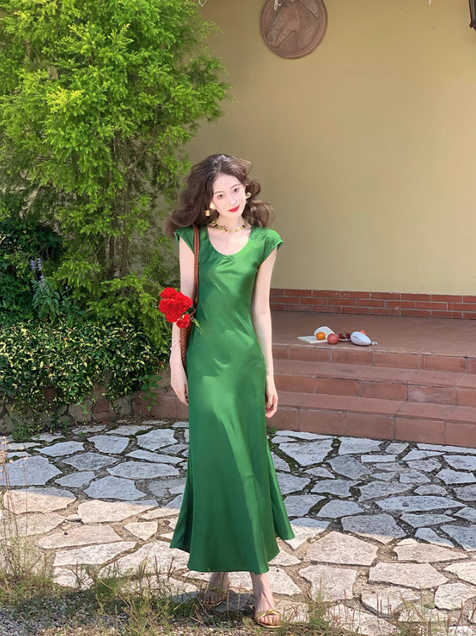 exquisite waist satin slim fishtail temperament long skirt HZ1024