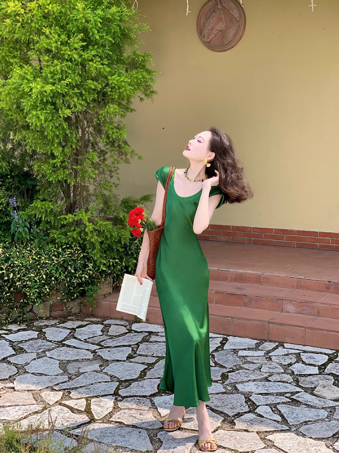 exquisite waist satin slim fishtail temperament long skirt HZ1024