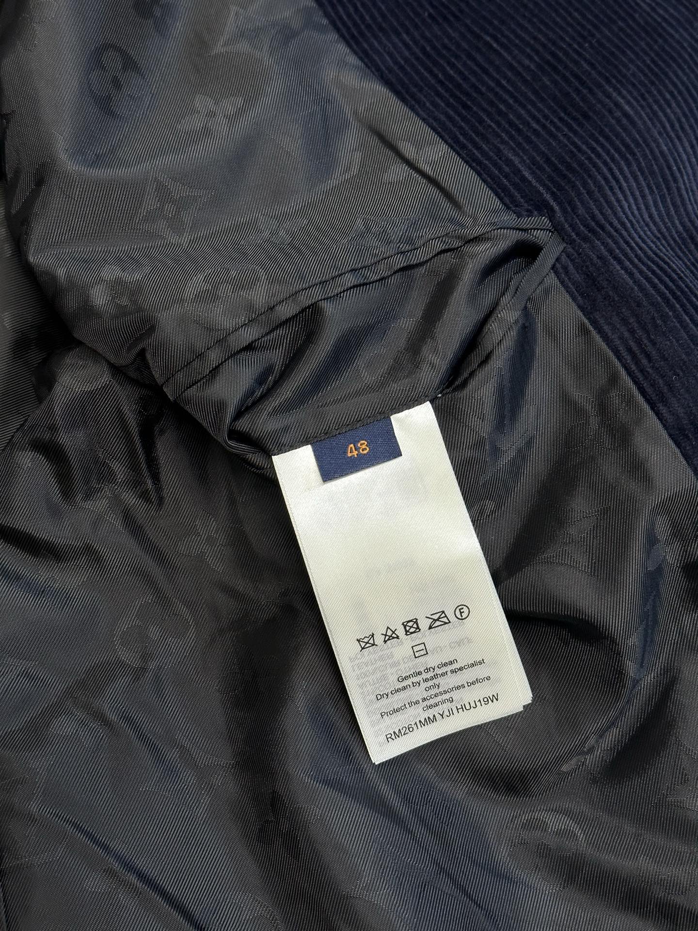 LV Corduroy V-neck Jacket 492789