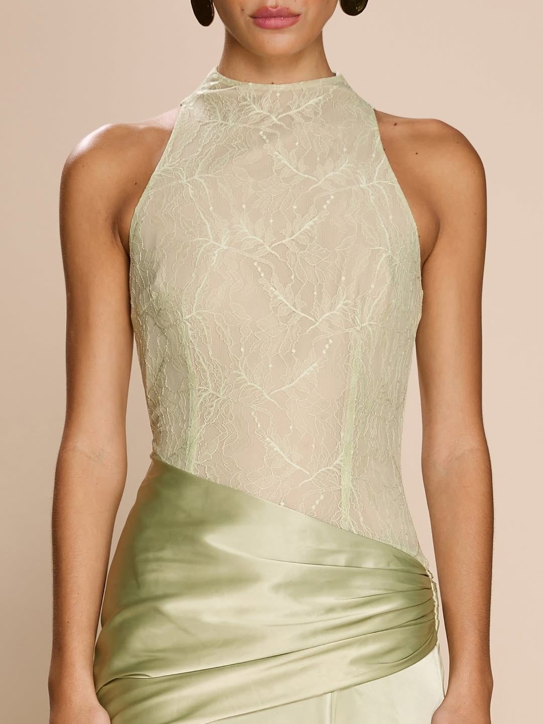 Chic Sleeveless High Neck Prom Dress With Embroidery