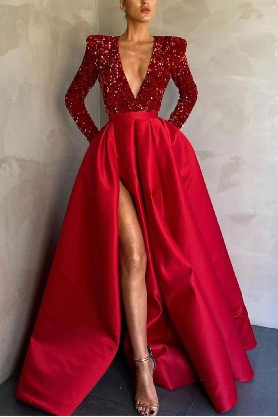 Deep V-Neck Long Sleeves Mermaid Prom Dress Split With Sequins