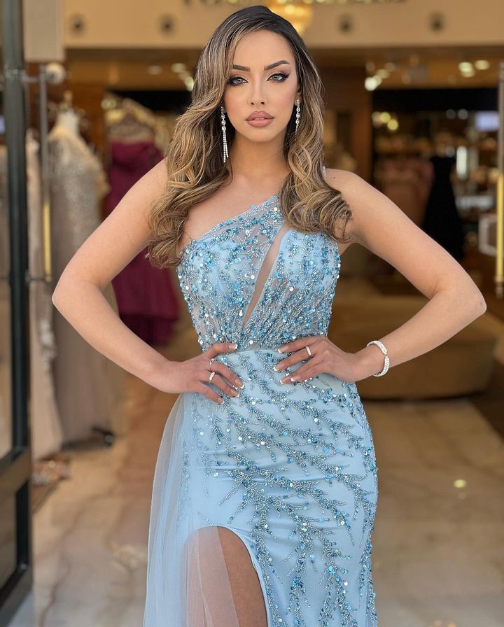 Baby Blue One-Shoulder Mermaid Prom Dress With Slit Sequins