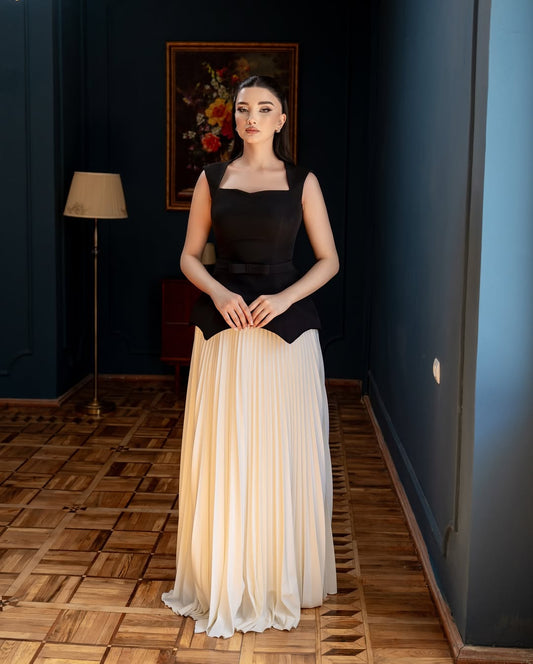 Sleeveless Square Black Prom Dress With Pleated