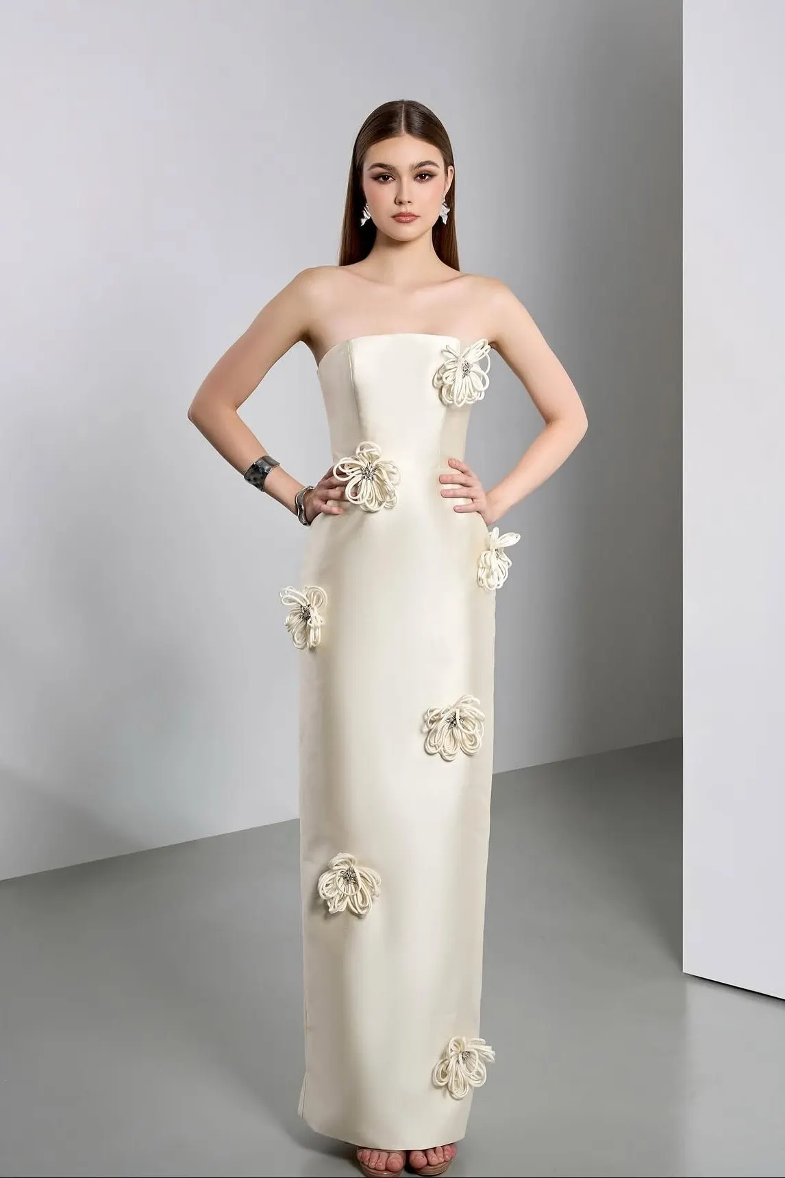 Elegant Ivory Strapless Evening Dress Column Floor Length in Satin with Flower