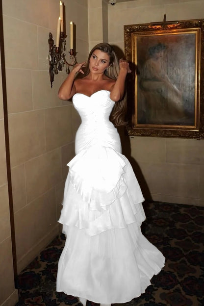 Chic Strapless Sleeveless Sweetheart Prom Dress With Pleated