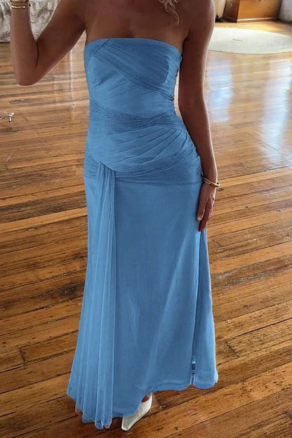 Chic Strapless Sleeveless Long Mermaid Prom Dress With Pleated