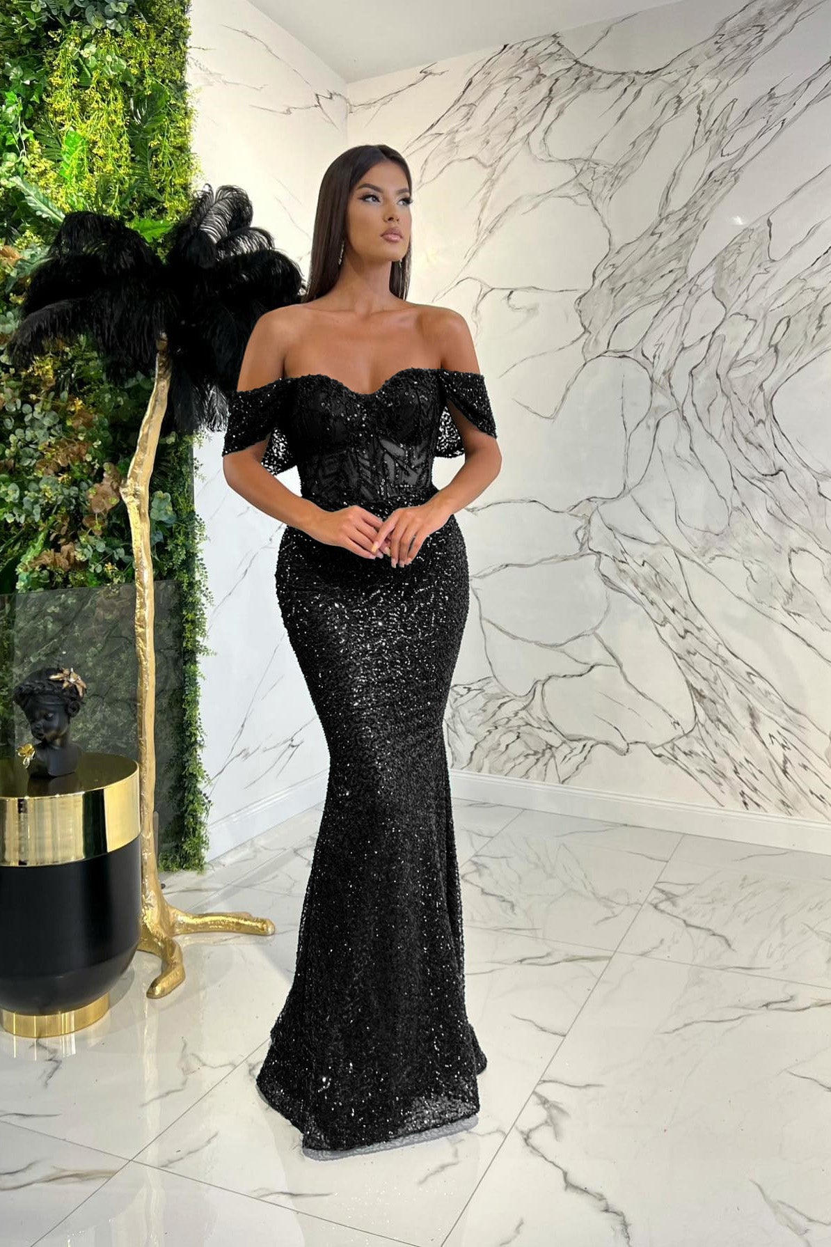 Elegant Dark Green Sweetheart  Off-The-Shoulder Prom Dress With Applique Sequins