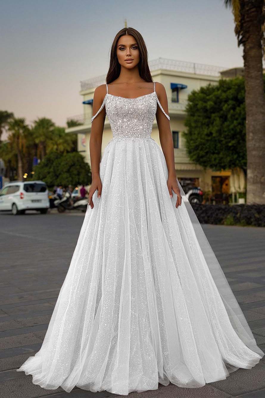 Tulle A-Line Long Spaghetti-Straps Prom Dress With Sequins Beads