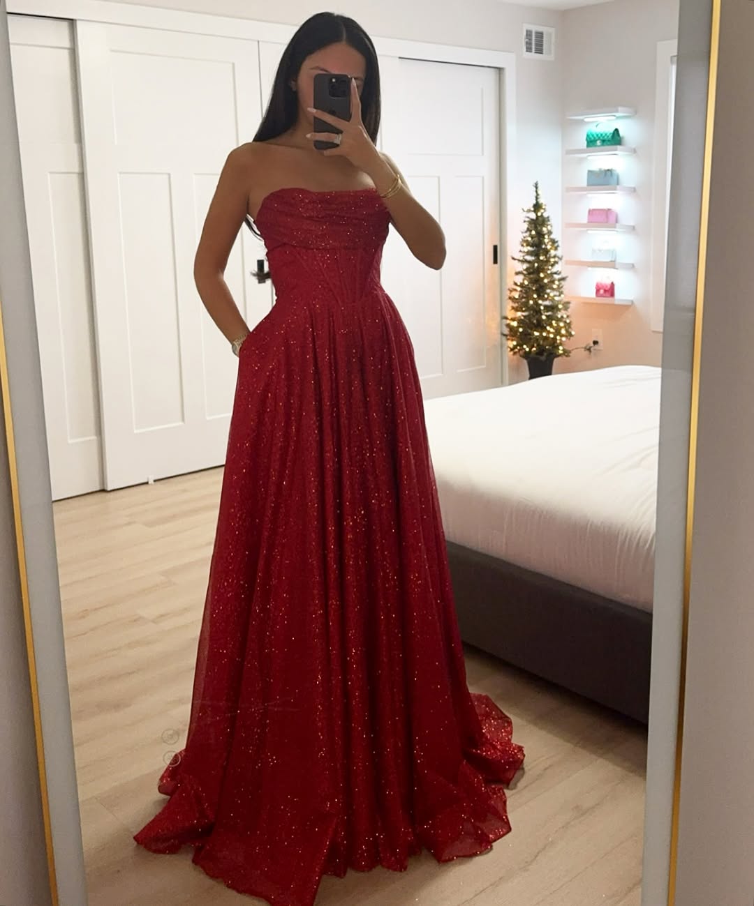 Red Sleeveless Strapless Square Sequins A-Line Prom Dress