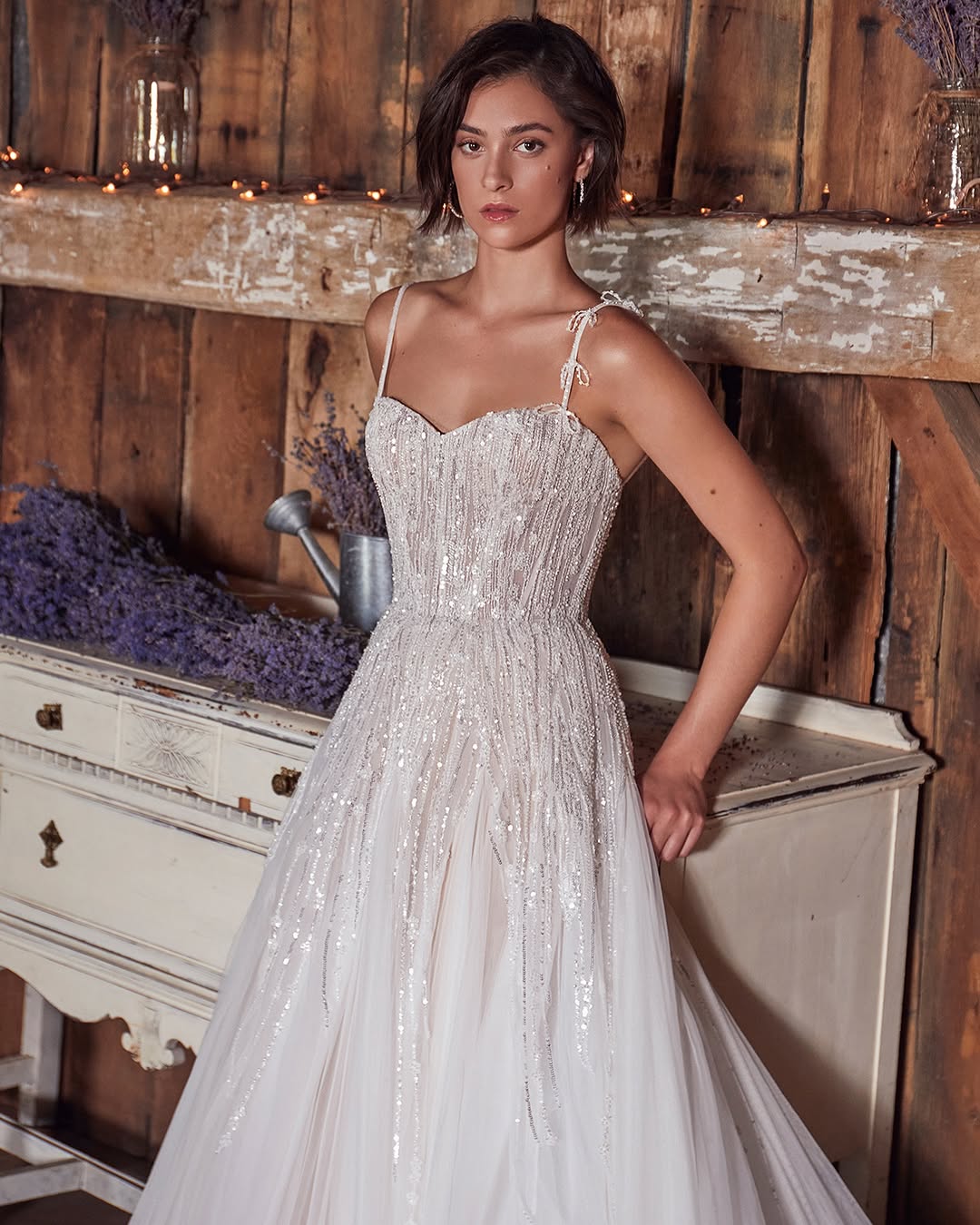 White Sleeveless Spaghetti Straps Sweetheart Sequins Prom Dress