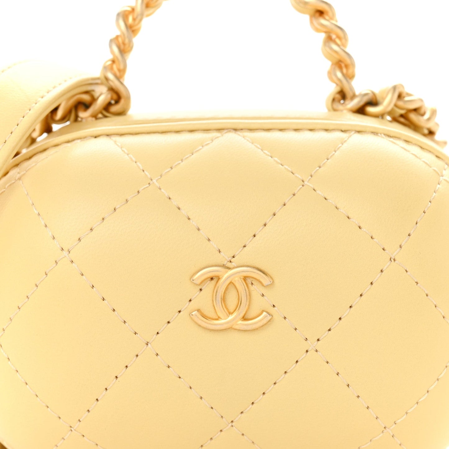 Lambskin Quilted CC Bubble Vanity Case With Chain Light Yellow